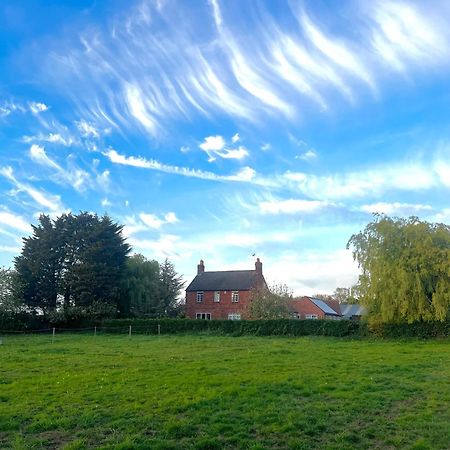 Wellbet Farm Hotel Swinderby Buitenkant foto
